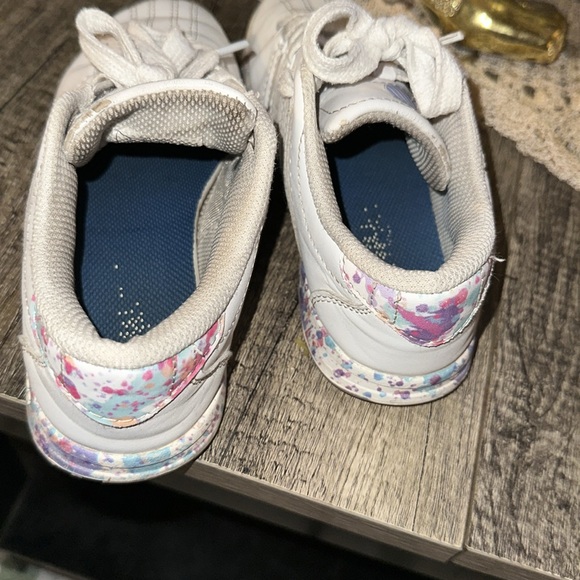 Kids k Swiss - Picture 2 of 5